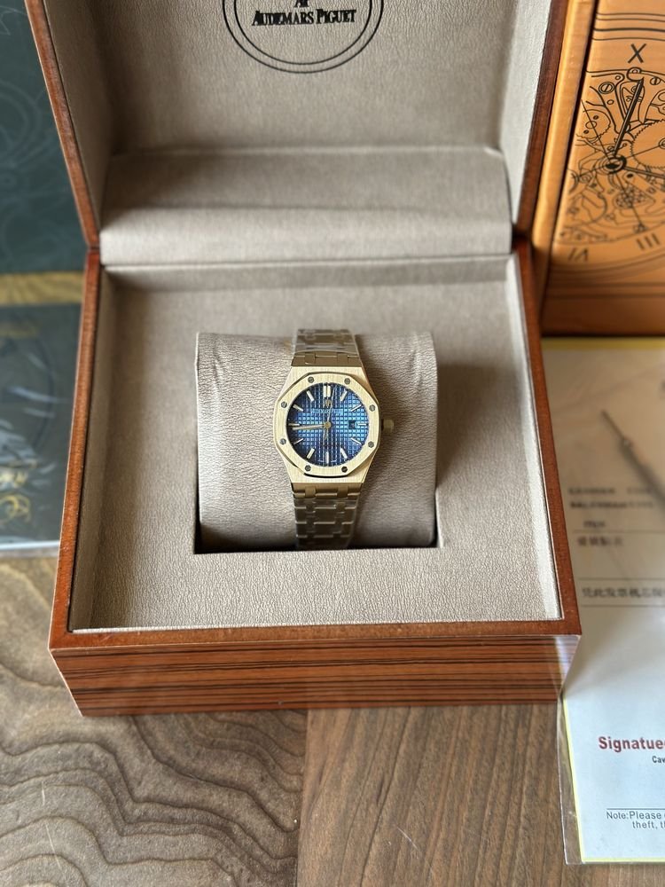 Audemars Piguet Royal Oak 33mm QUARTZ - ДАМСКИ МОДЕЛ
